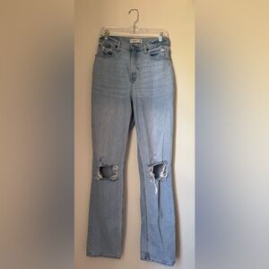 Abercrombie & Fitch 90s Straight Ultra High Rise Medium Wash Jeans | Size 28|6L